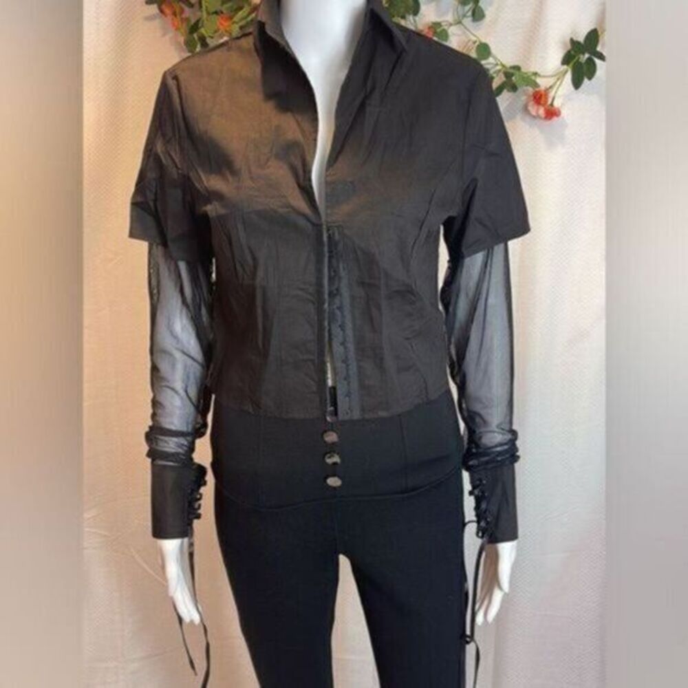 Micas Crop Shirt With Mesh Sleeves Size Large‎ Black